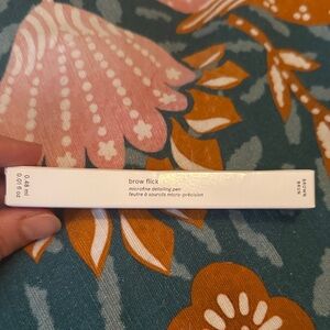 Glossier Brow Flick - Brown